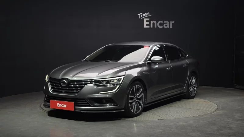 Renault SM6