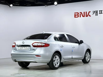 Renault SM3