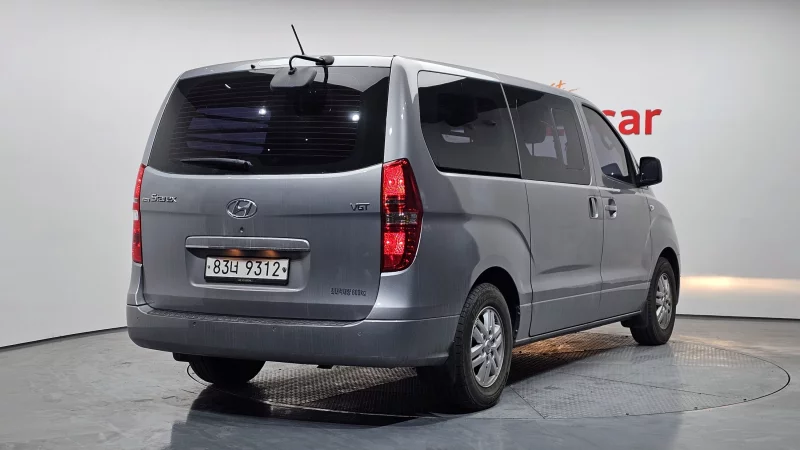 Hyundai Grand Starex