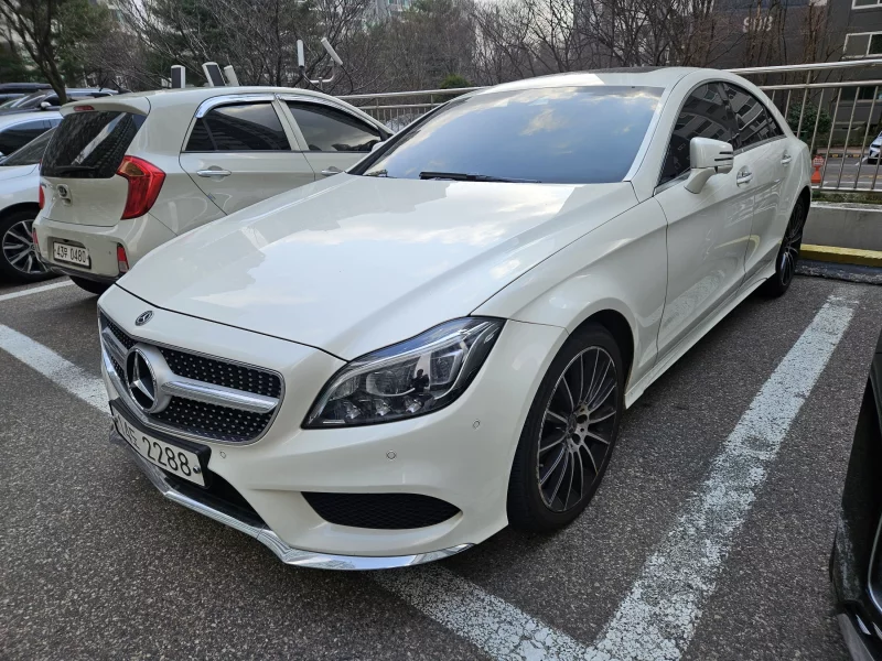 Mercedes-Benz CLS-Class