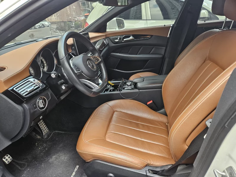 Mercedes-Benz CLS-Class