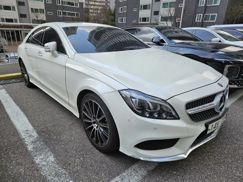 Mercedes-Benz CLS-Class