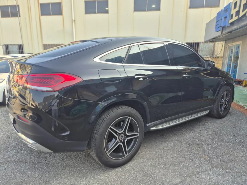 Mercedes-Benz GLE-Class