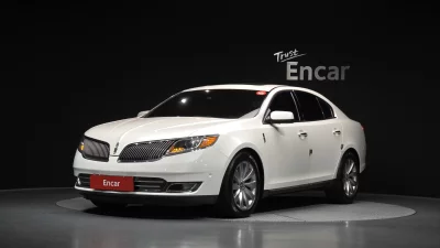 Lincoln MKS