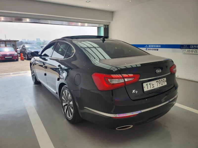 Kia K7
