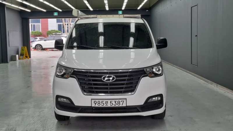 Hyundai Grand Starex