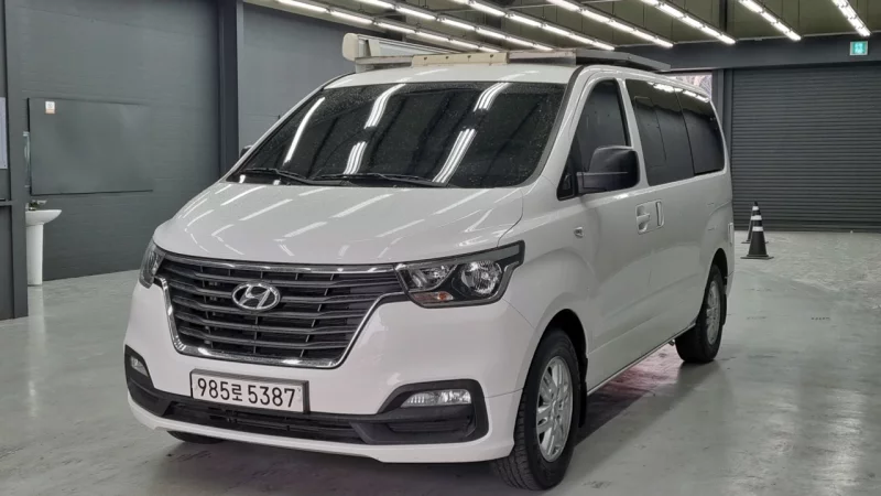 Hyundai Grand Starex