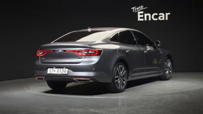 Renault SM6