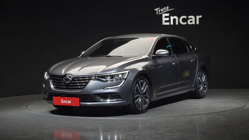Renault SM6