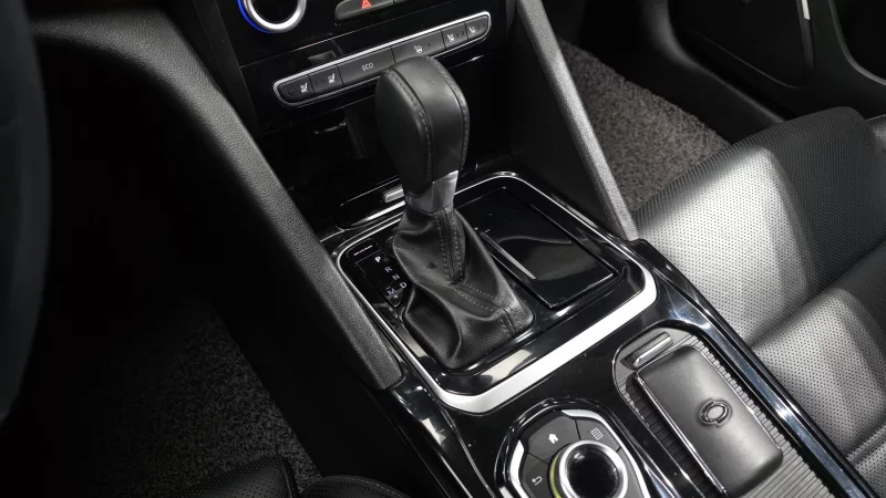 Renault SM6