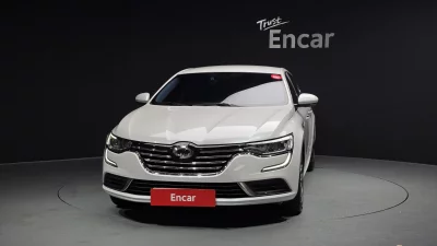 Renault SM6