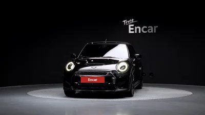 MINI Cooper Convertible