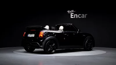 MINI Cooper Convertible