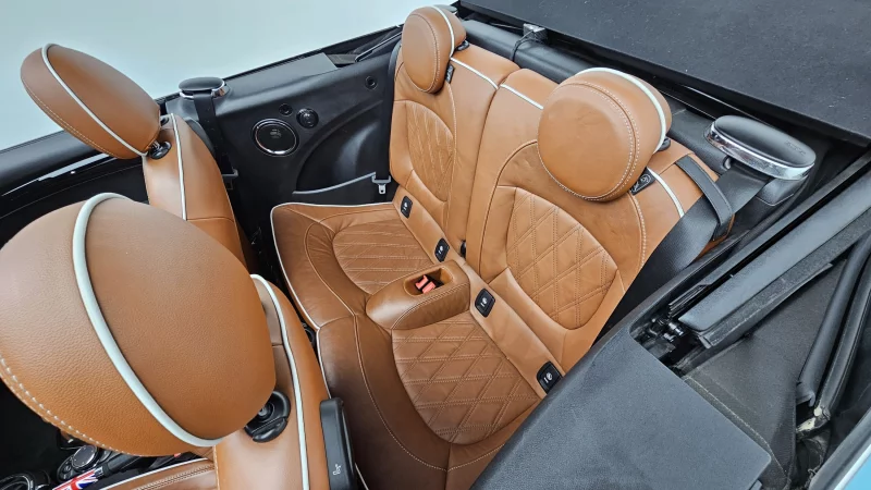 MINI Cooper Convertible