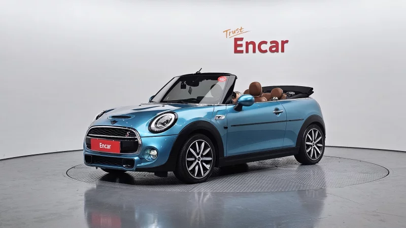MINI Cooper Convertible