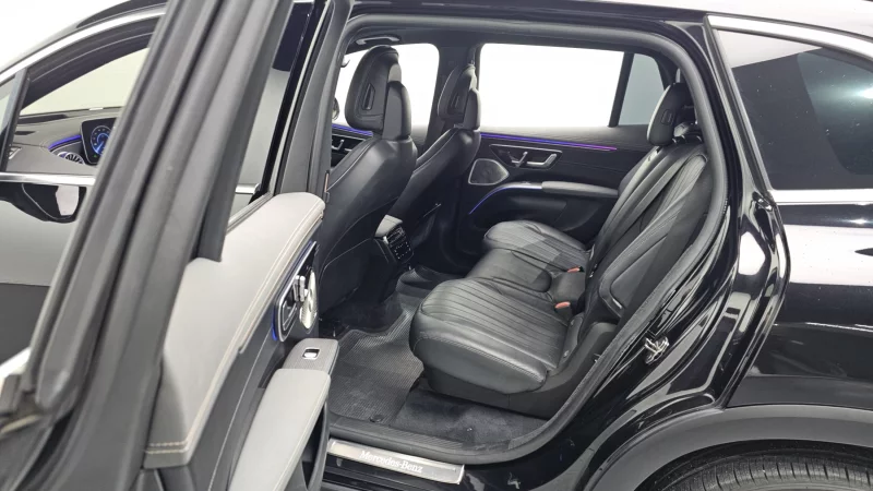 Mercedes-Benz EQS SUV