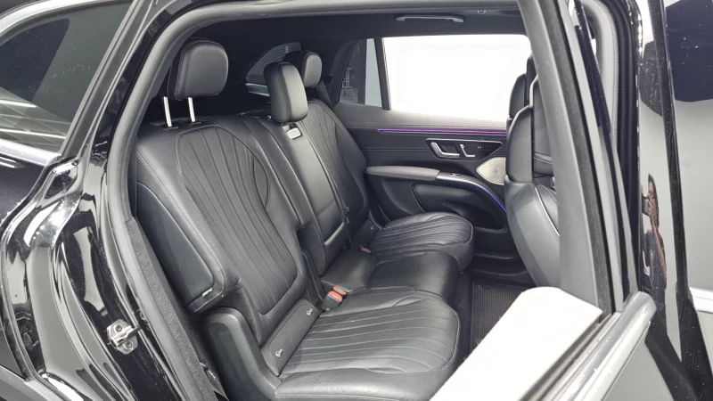 Mercedes-Benz EQS SUV