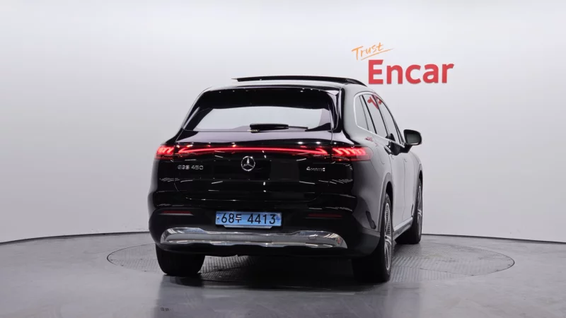 Mercedes-Benz EQS SUV