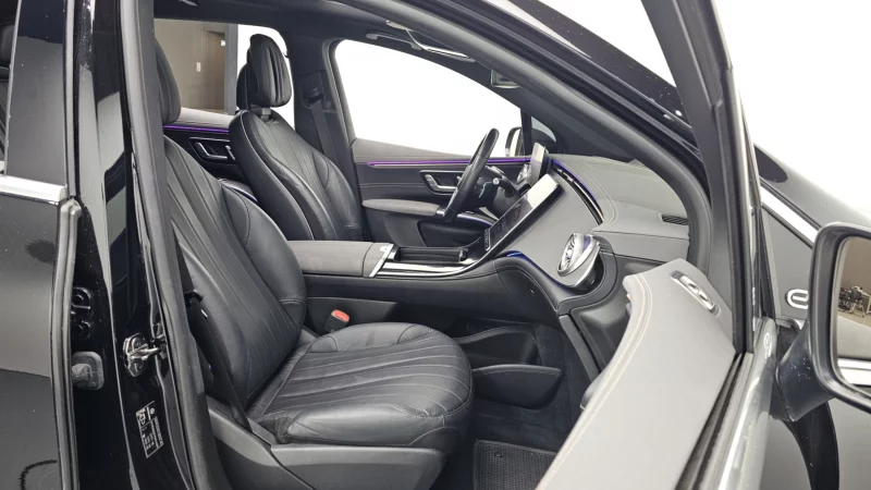 Mercedes-Benz EQS SUV