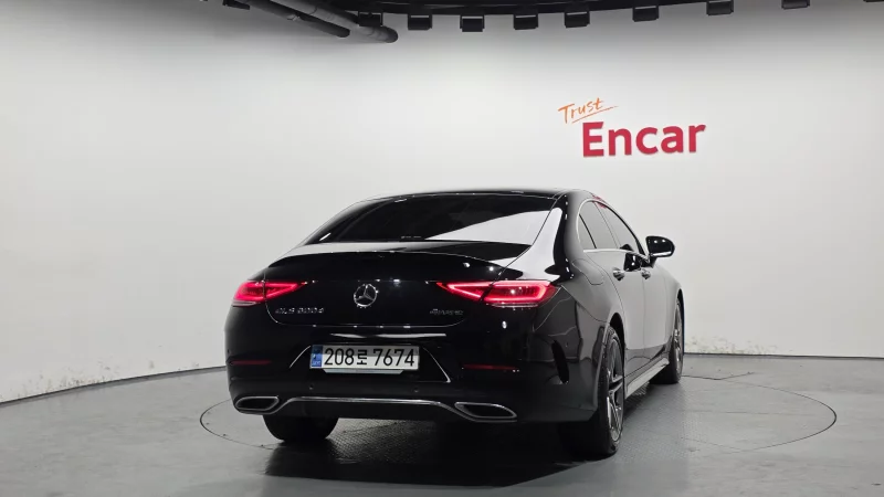 Mercedes-Benz CLS-Class