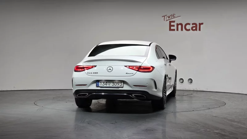Mercedes-Benz CLS-Class