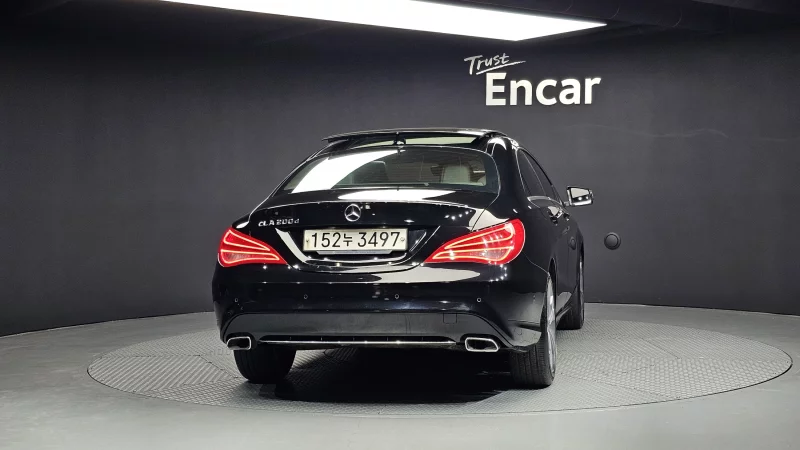 Mercedes-Benz CLA-Class