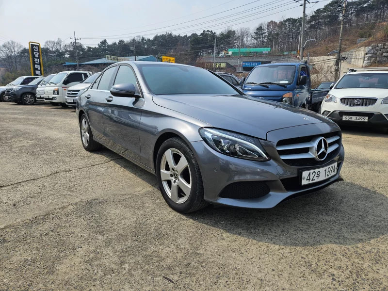Mercedes-Benz C-Class