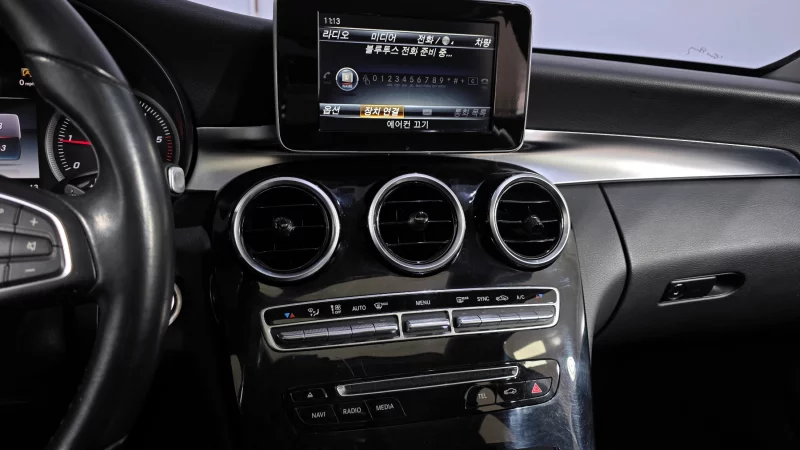 Mercedes-Benz C-Class