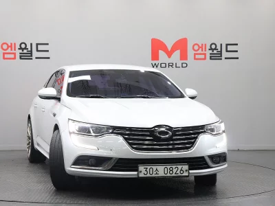 Renault SM6