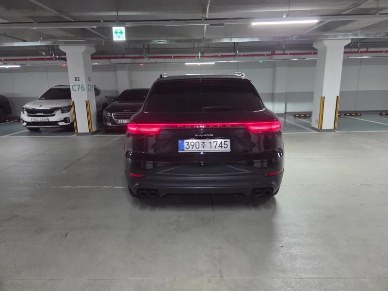 Porsche Cayenne