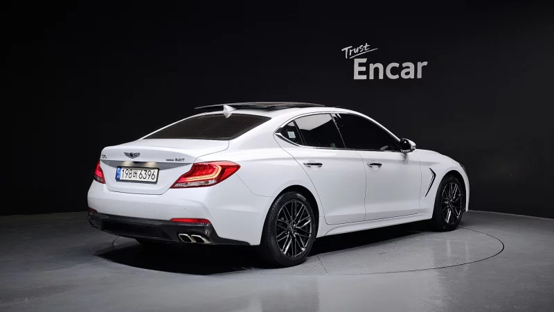 Genesis G70