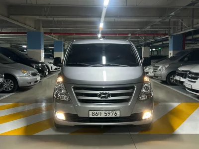 Hyundai Grand Starex