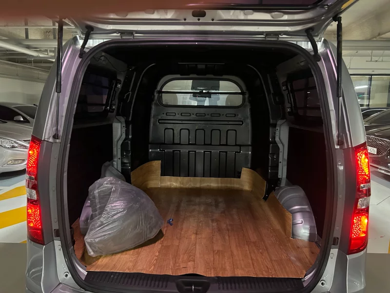 Hyundai Grand Starex