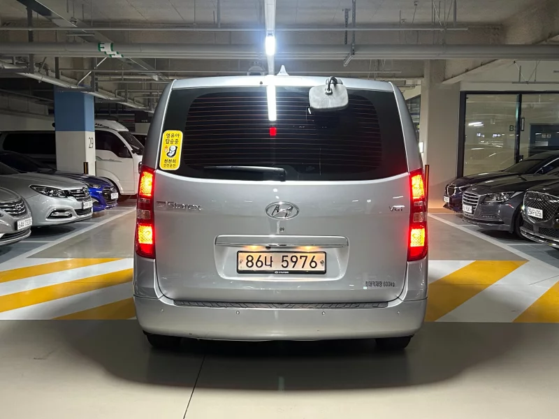 Hyundai Grand Starex