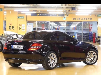 Mercedes-Benz SLK-Class