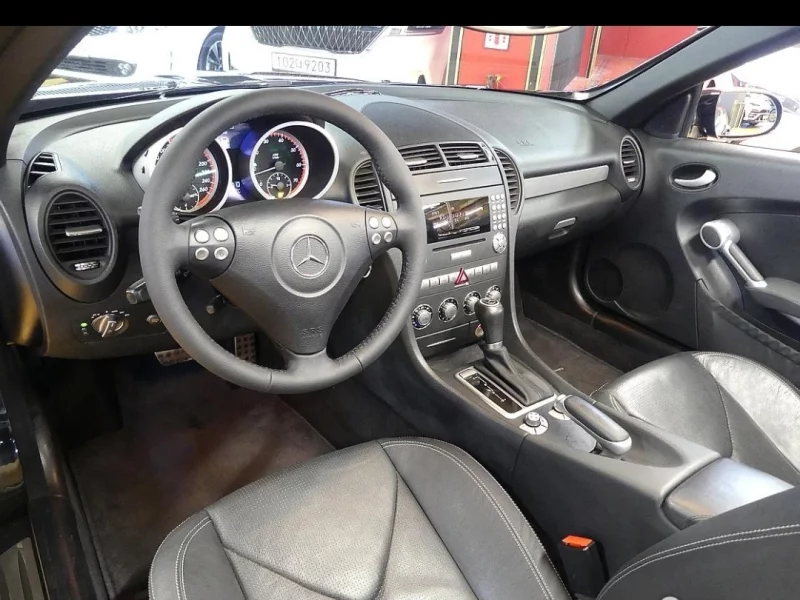 Mercedes-Benz SLK-Class