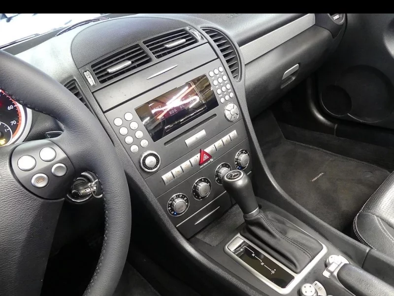 Mercedes-Benz SLK-Class