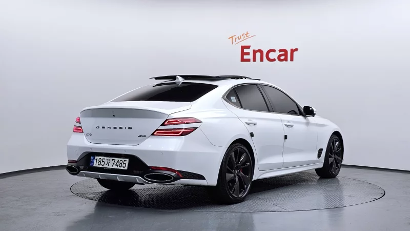 Genesis G70