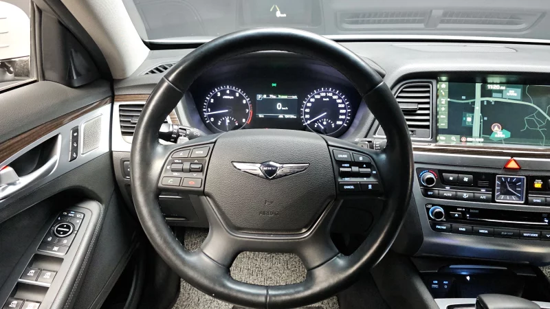 Genesis G80