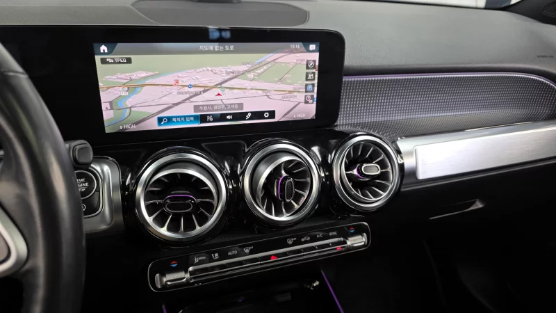 Mercedes-Benz GLB-Class
