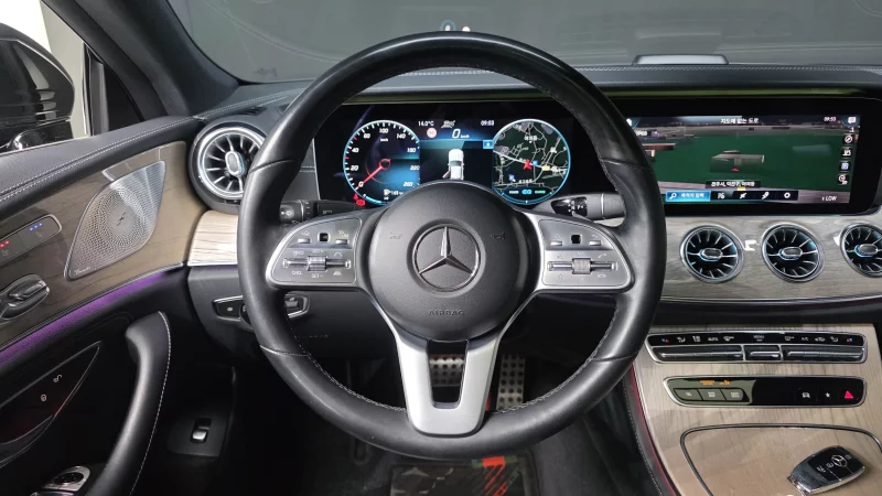Mercedes-Benz CLS-Class