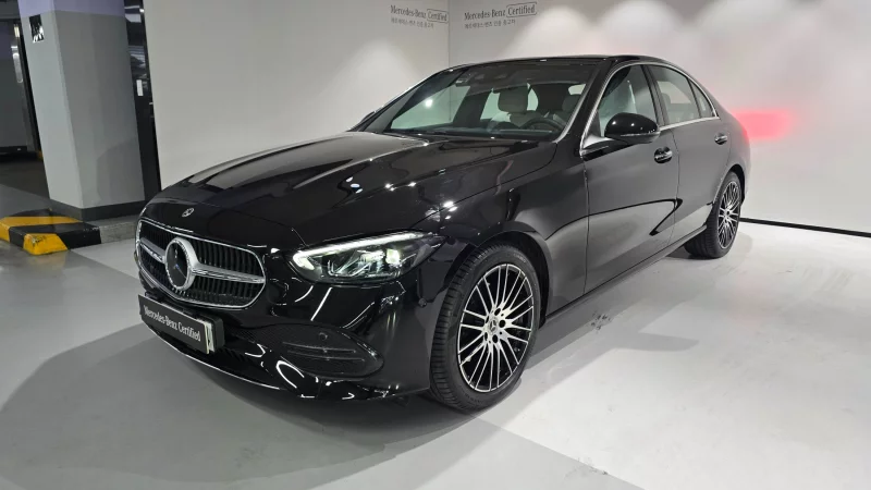 Mercedes-Benz C-Class