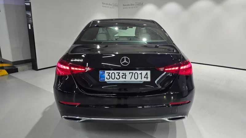Mercedes-Benz C-Class