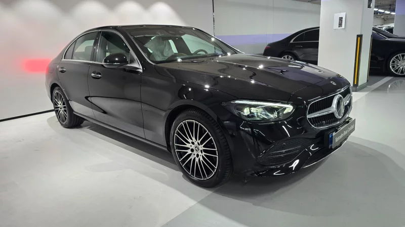 Mercedes-Benz C-Class