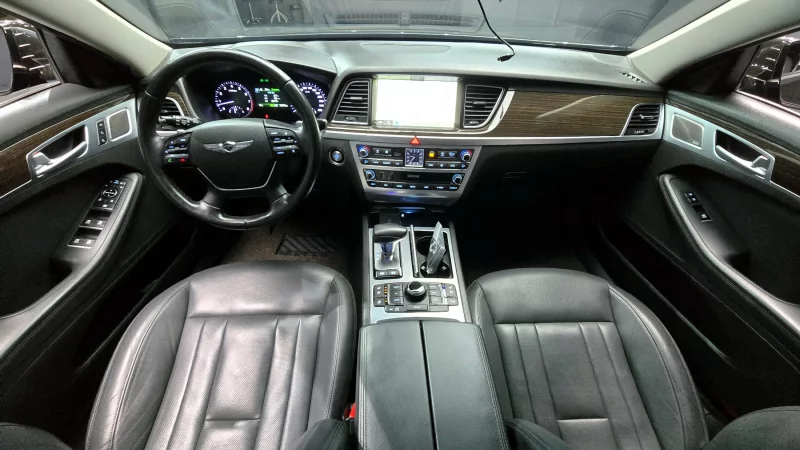 Genesis G80