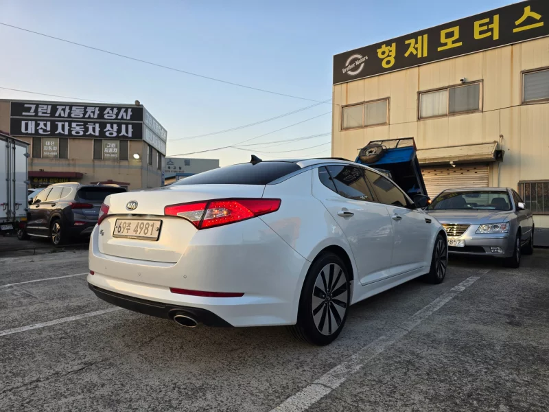 Kia K5