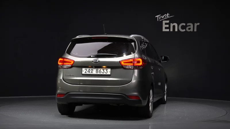 Kia Carens