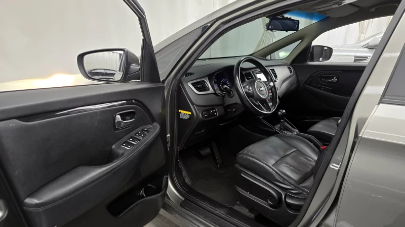 Kia Carens