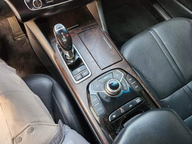 Kia K9