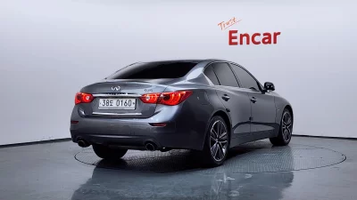 Infiniti Q50
